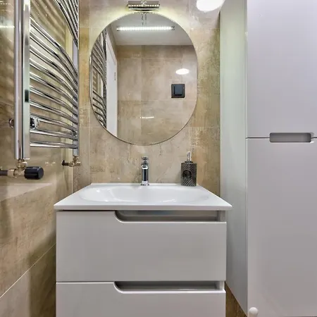 Lägenhet Aurora Lux 16