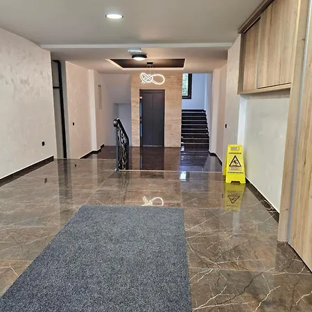 Aurora Lux 16 * Ζλάτιμπορ