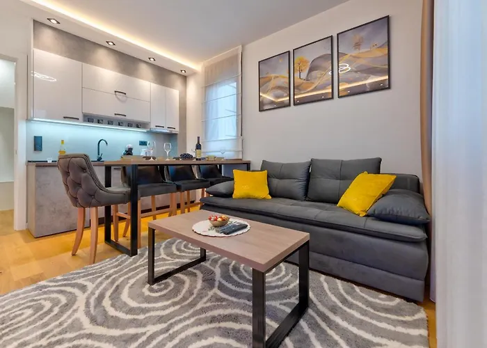 Aurora Lux 16 * Zlatibor